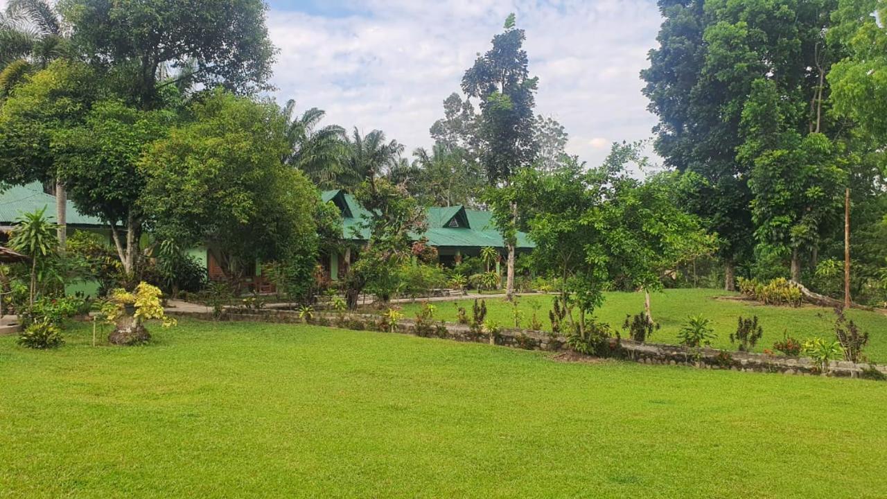 Wisma Batu Mandi 武吉拉旺 外观 照片